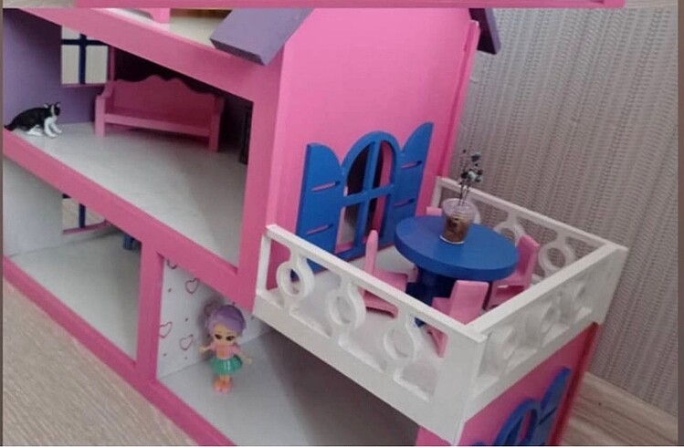 Beden Ahşap oyun evi
