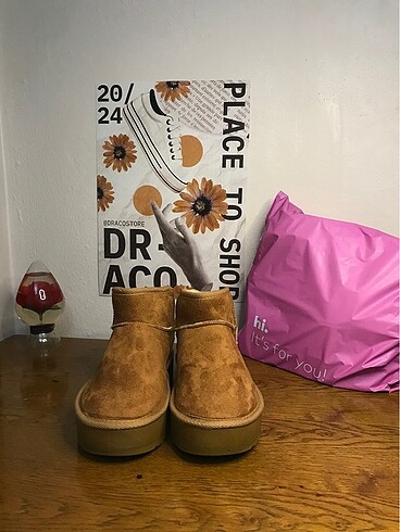 UGG Classic Ultra Mini Platform Bot Chestnut