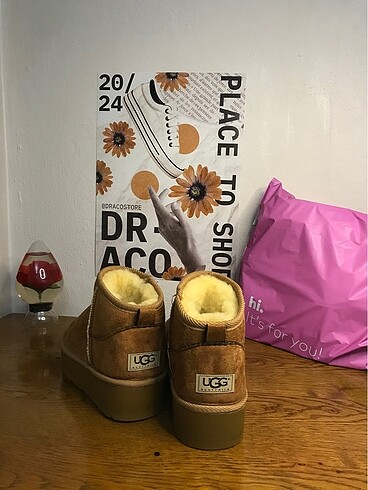 38 Beden kahverengi Renk UGG Classic Ultra Mini Platform Bot Chestnut