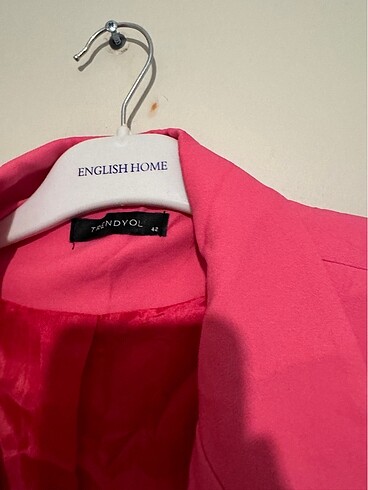Trendyol & Milla Hiç kullanılmamış pembe blazer