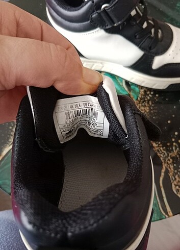 28 Beden Erkek çocuk spor ayakkabı 