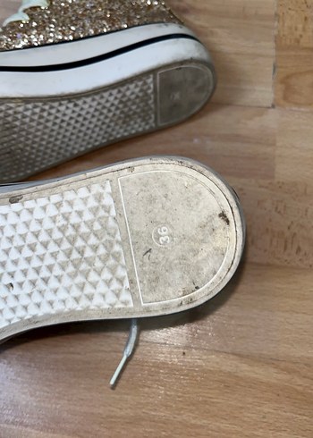 Altın Renkli Platform Topuklu Kadın Spor Ayakkabı - Görsel 5