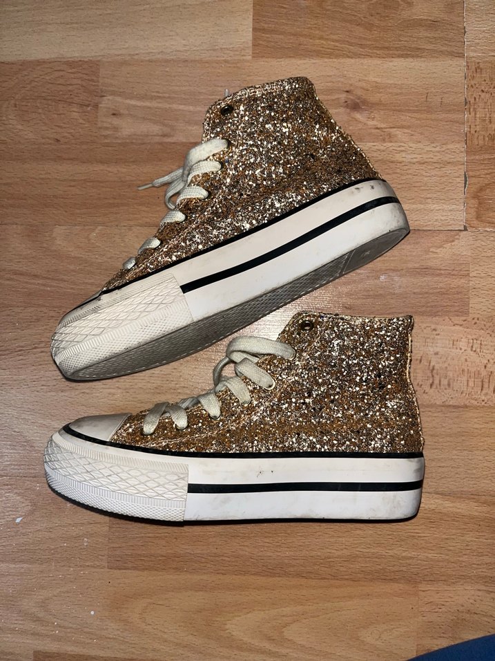 Altın Renkli Platform Topuklu Kadın Spor Ayakkabı - Görsel 3