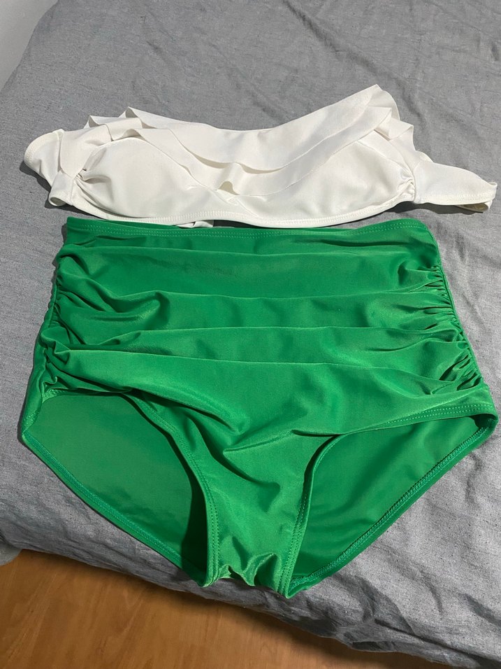 Yeşil Pileli Mini Bikini Altı - Görsel 2