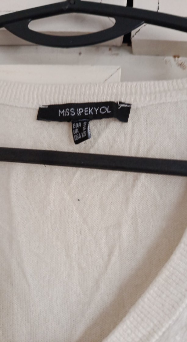 Bej V Yaka Kadın Keten Kazak - Görsel 2