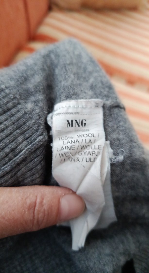 Düğmeli Gri Uzun Kollu Kadın Hırka - Görsel 5