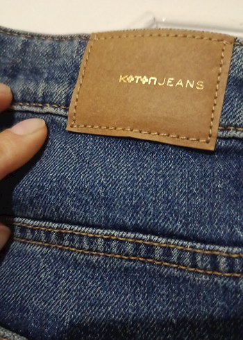 Lacivert Kadın Midi Boy Rahat Kesim Kot Pantolon - Görsel 4