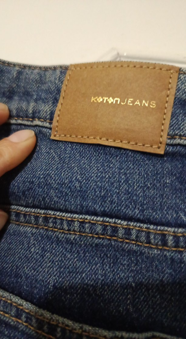 Lacivert Kadın Midi Boy Rahat Kesim Kot Pantolon - Görsel 4