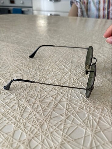  Beden Rayban güneş gözlüğü