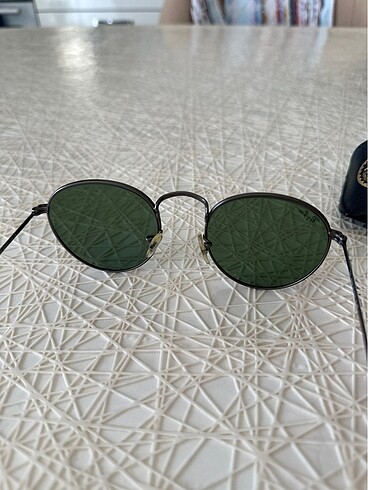  Beden siyah Renk Rayban güneş gözlüğü