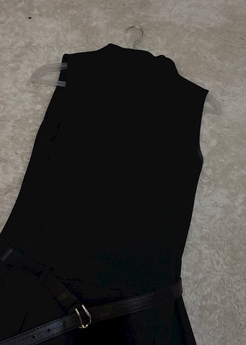 Stradivarius Kemerli Siyah Midi Gotik Elbise