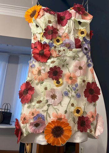 Çiçek Desenli Straplez Mini Elbise - Görsel 2