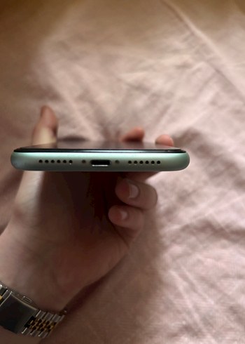 iPhone 11 Su Yeşili - Görsel 4