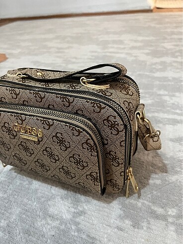 Guess Guess muadil çanta