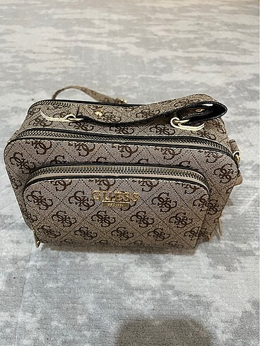 Guess muadil çanta