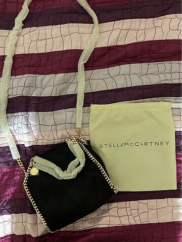 Beden Stella McCartney tiny Falabella 18 cm siyah gold askılı
