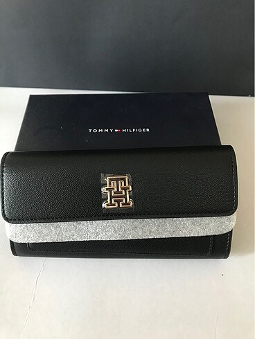 Tommy Hilfiger kadın cüzdan