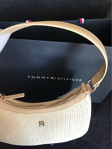 Tommy Hilfiger Tommy Hilfiger kadın kol çantası