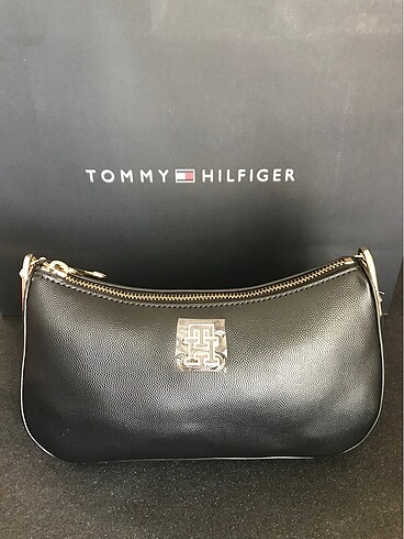 Tommy Hilfiger kadın kol çantası