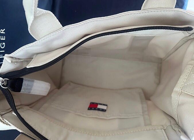 Tommy Hilfiger Tommy Hilfiger kadın askılı çanta