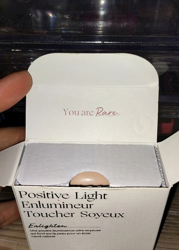 Rare Beauty Highliter 2 - Görsel 4