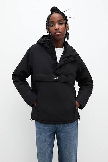 Pull&Bear Kadın Kanguru Mont