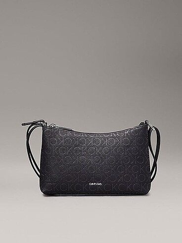 Calvin Klein Çapraz Çanta