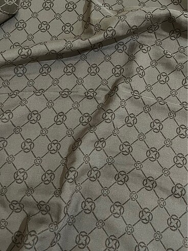  Beden kahverengi Renk Aker Elegance Monogram Şal