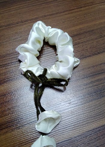 Beyaz Saten Lastikli Bohem Saç Tokası - Görsel 2