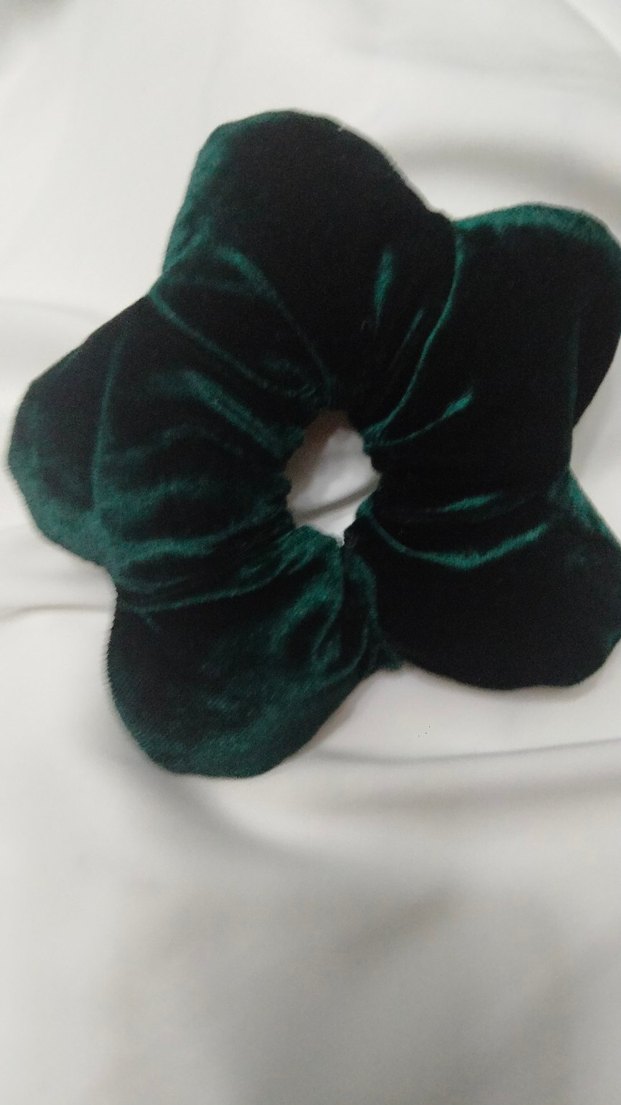 Koyu yesil Kadife Çiçek Toka - Görsel 3