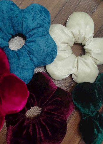 kırmızı Kadife pufuduk dolgulu çiçek Saç Tokası - Görsel 4