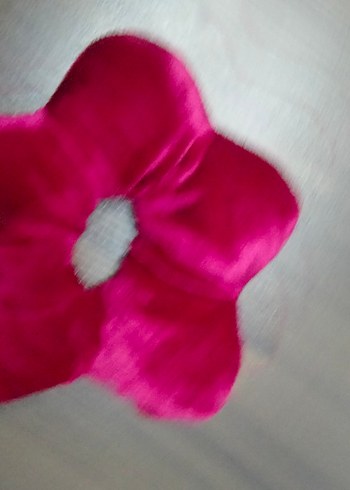 kırmızı Kadife pufuduk dolgulu çiçek Saç Tokası - Görsel 2