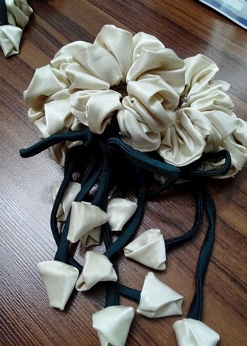 Krem Saten Lastikli Bohem Saç Tokası - Görsel 5