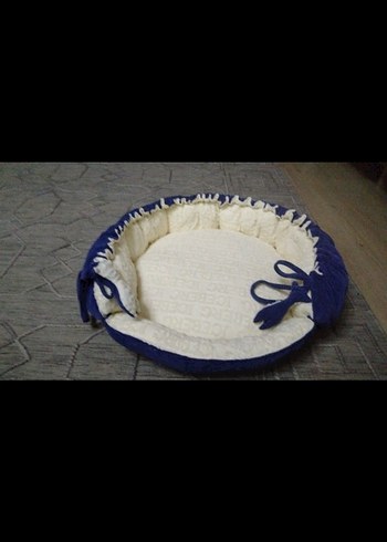 Mavi Renkli Kedi Yatağı