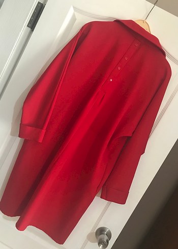 Kırmızı Düğmeli Kadın Gömlek - Görsel 6