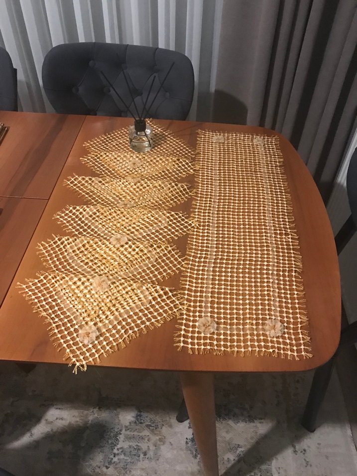 El yapımı tutkal işi  Masa Örtüsü Takımı - Görsel 3