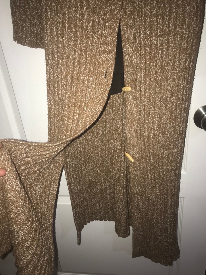 Düğmeli Uzun Kahverengi yün hırka - Görsel 5