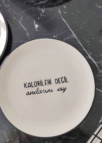 21 cm 2 adet Beyaz Dekoratif Seramik Tabak Seti - Görsel 3