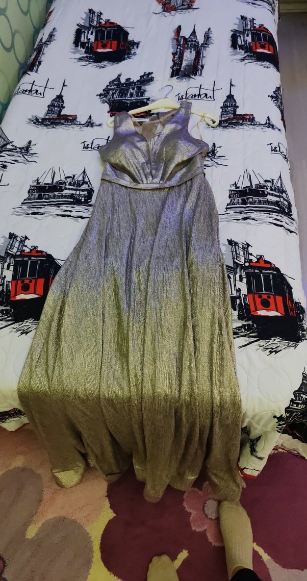 V Yaka Drapeli Parlak Kumaşlı Bej Uzun Abiye Elbise - Görsel 3