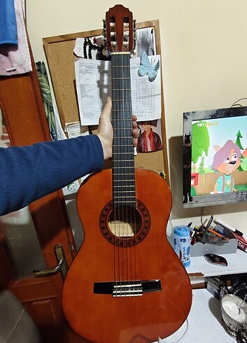 Gitar akustik