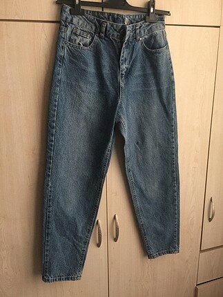 Mom jeans