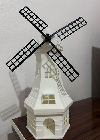 Beyaz Dekoratif Yel Değirmeni Figürü 3d maket