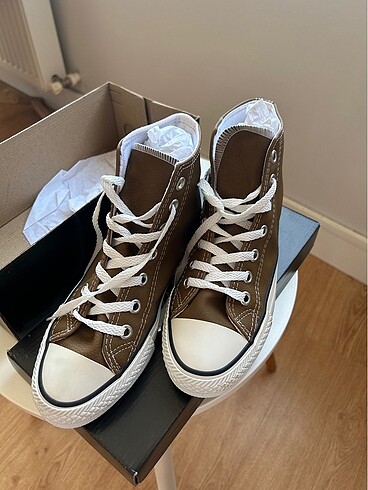 Deri Kahve Converse Model Ayakkabı