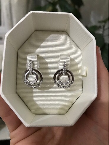 Swarovski küpe