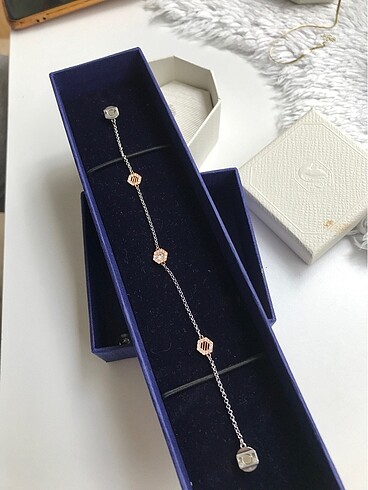 Swarovski bileklik