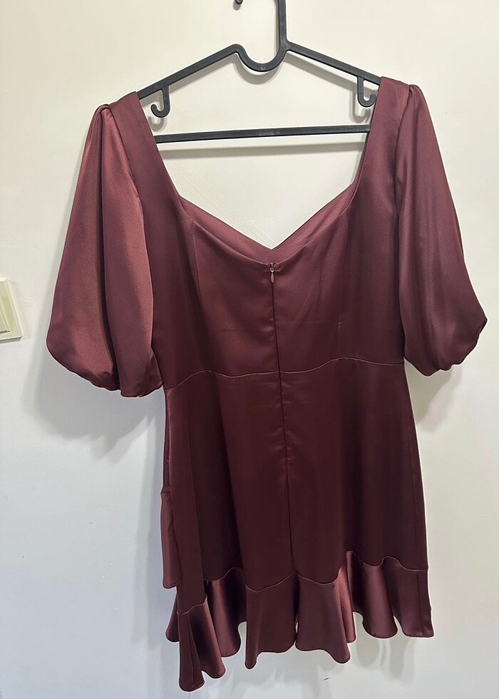 Şarap rengi gece elbisesi - Görsel 2