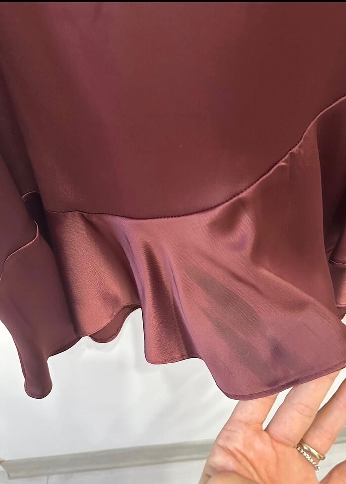 Şarap rengi gece elbisesi - Görsel 4