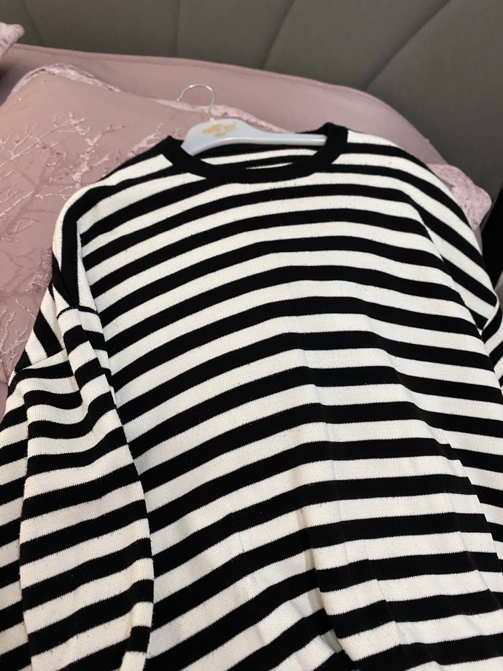 Çizgili Beyaz Siyah Kadın Triko tunik - Görsel 2