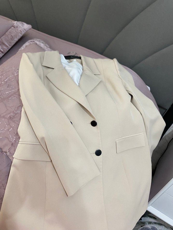 Bej Düğmeli Kadın Blazer Ceket - Görsel 2