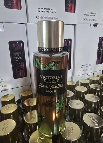 Bare vanilla noir vücut spreyi